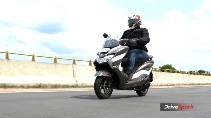 Suzuki Burgman Street 125 EX Review