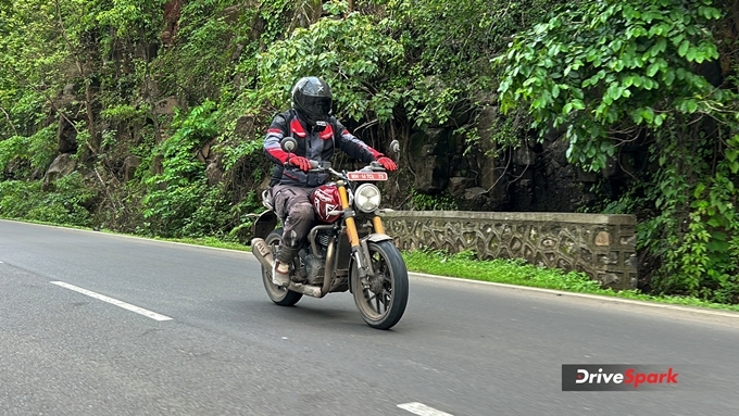 Triumph Speed 400 Review