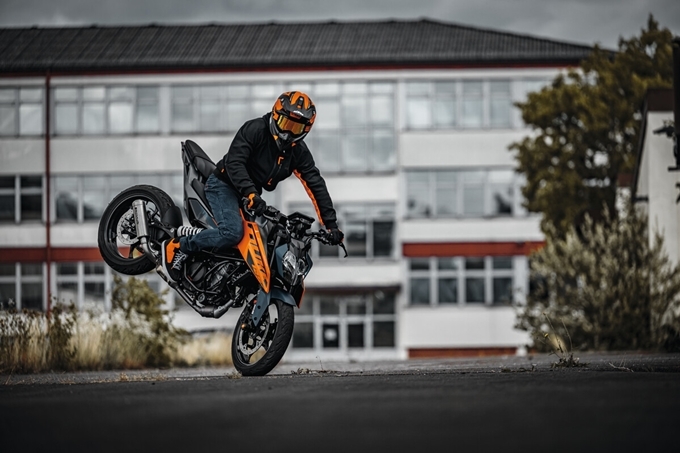 2024 KTM 125 Duke
