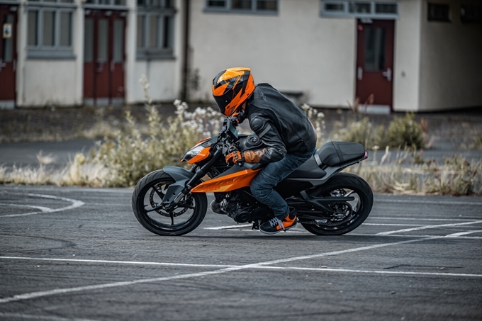 2024 KTM 250 Duke