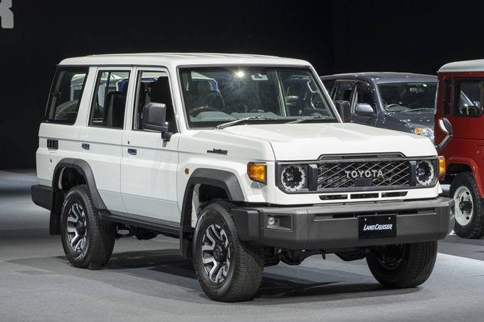 Toyota Land Cruiser 70