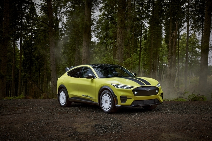 Ford Mustang Mach-E Rally