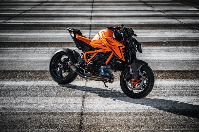 KTM 1390 Super Duke R