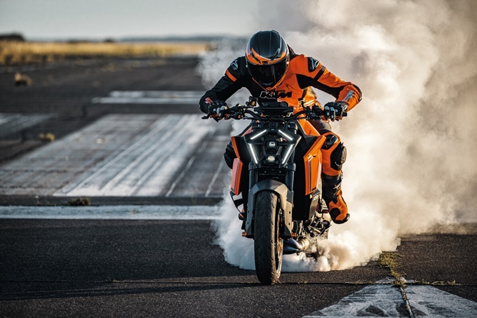 KTM 1390 Super Duke R