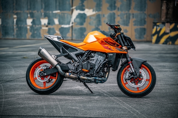 KTM 990 DUKE