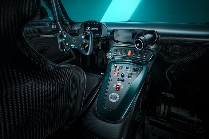 Mercedes-AMG GT2 Pro