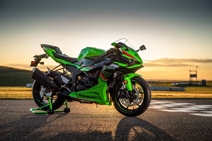 かちゅ 2024 Kawasaki Ninja ZX-6R: Image Gallery - BikeWale