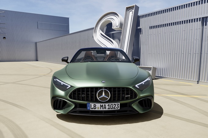 Mercedes-AMG SL 63 S E Performance