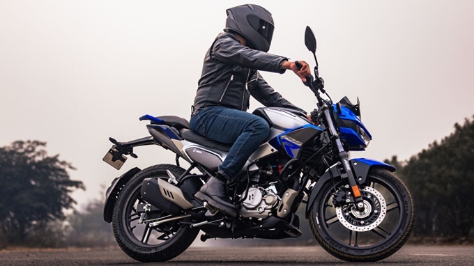 Hero Xtreme 125R Images HD Photo Gallery Of Hero Xtreme 125R hero-xtreme-125r-images-hd-photo-gallery-of-hero-xtreme-125r