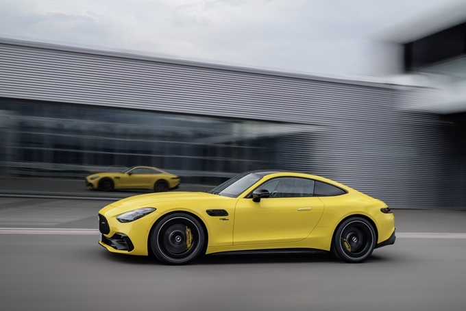 Mercedes-AMG GT 43 Coupe