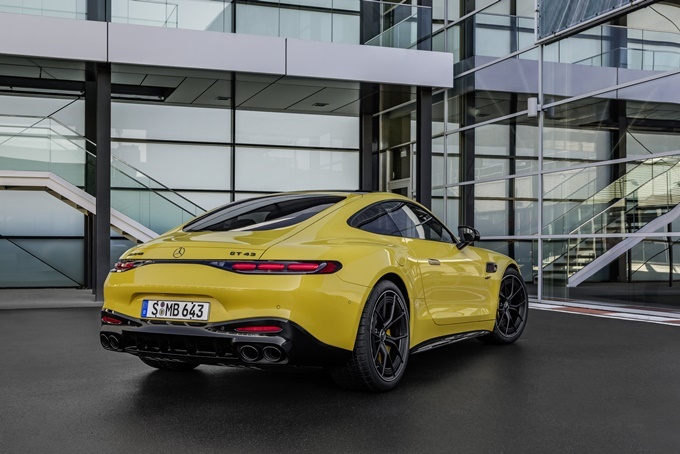 Mercedes-AMG GT 43 Coupe