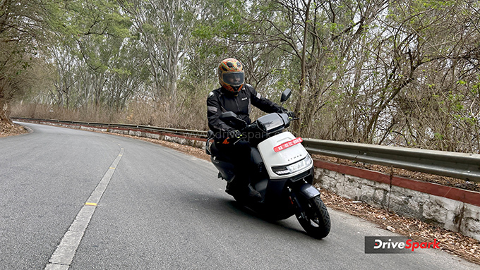 Ather Rizta Review Images [HD]: Photo Gallery of Ather Rizta Review ...