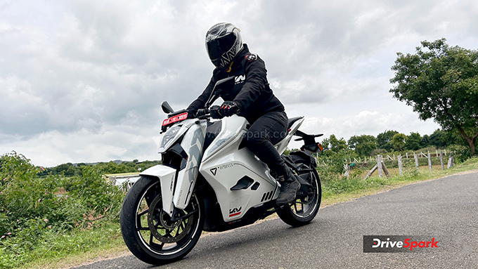 UltraViolette F77 Mach 2 Review