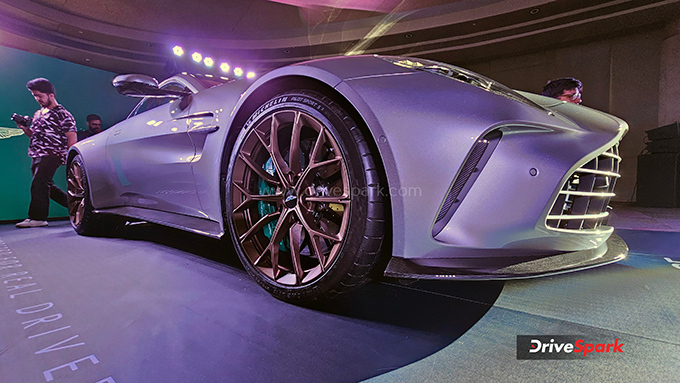 Aston Martin Vantage