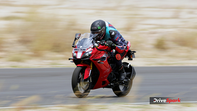 2024 TVS Apache RR 310 Review