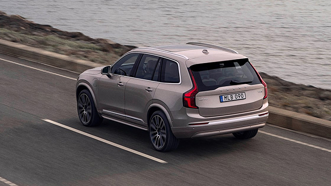2025 Volvo XC90