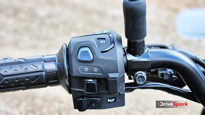 Bajaj Pulsar N125 Review