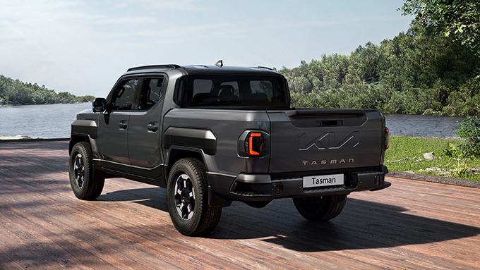 Kia Tasman