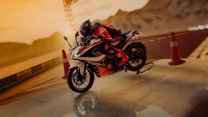2025 Bajaj Pulsar RS200