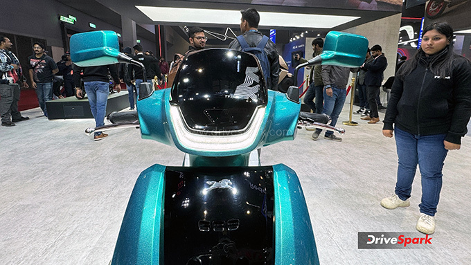 2025 TVS iQube ST Concept