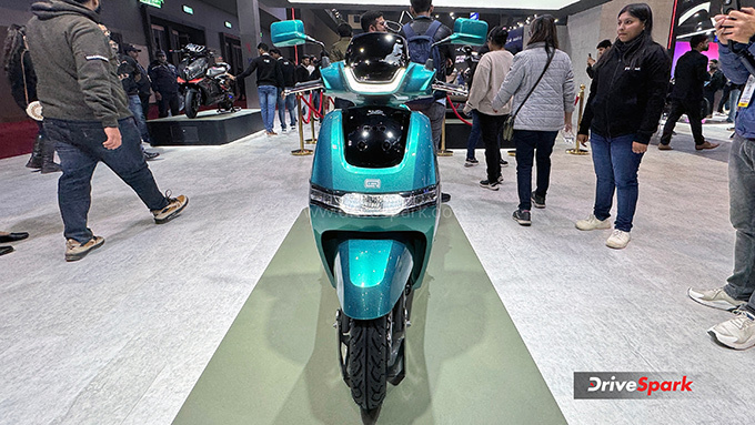 2025 TVS iQube ST Concept