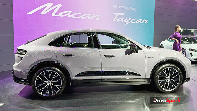 Porsche Macan Turbo Electric