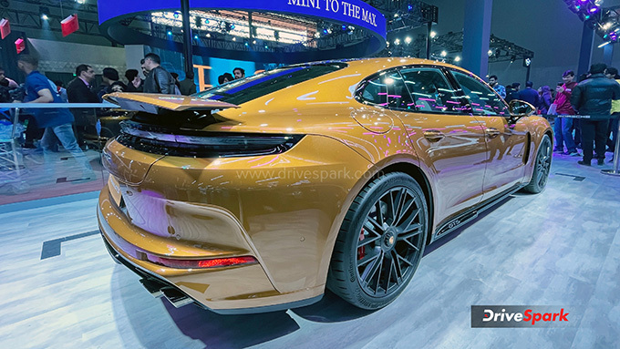 Porsche Panamera GTS