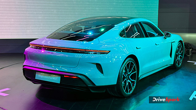 Porsche Taycan Turbo