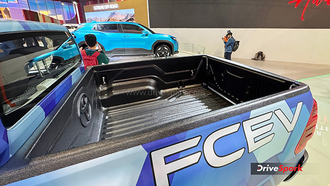 Toyota Hilux FCEV Concept