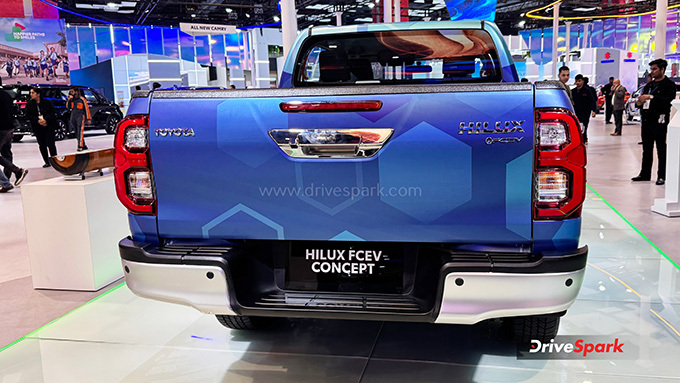 Toyota Hilux FCEV Concept