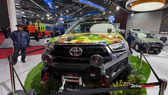 Toyota Hilux Patrol Custom