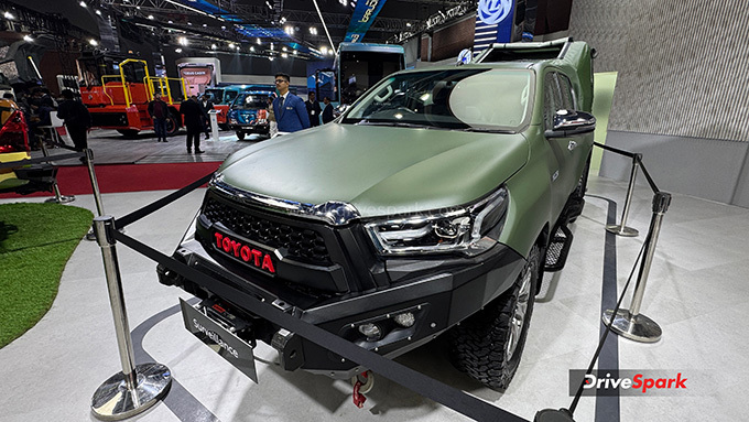Toyota Hilux Surveillance