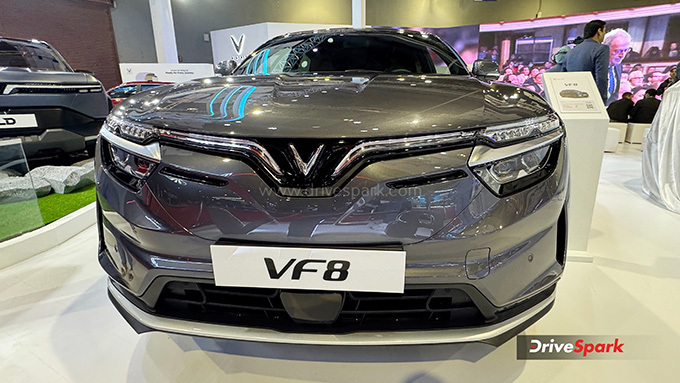 VinFast VF8