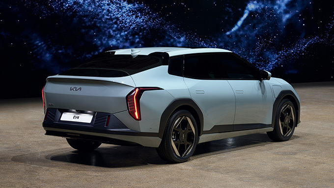 Kia EV4