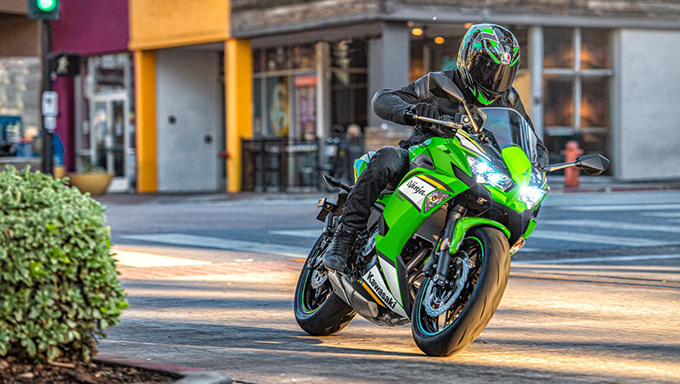 2025 Kawasaki Ninja 650 KRT Edition