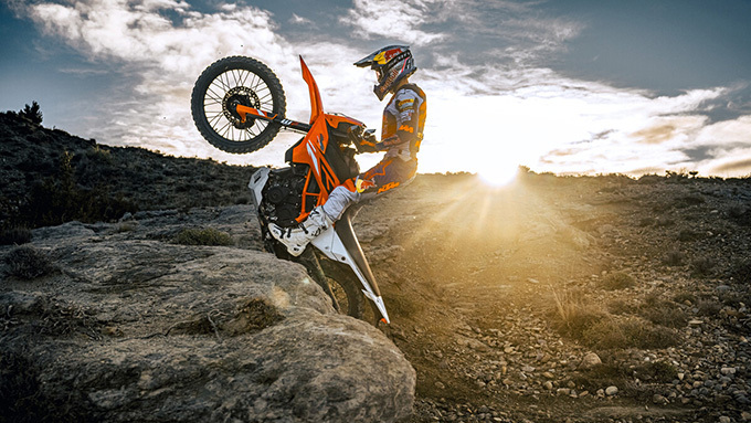 2025 KTM 390 Enduro R