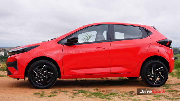 Tata Altroz Facelift Review