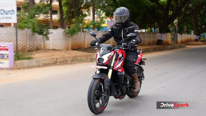 2025 Bajaj Pulsar NS400Z Review
