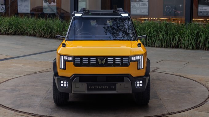 Mahindra Vision S