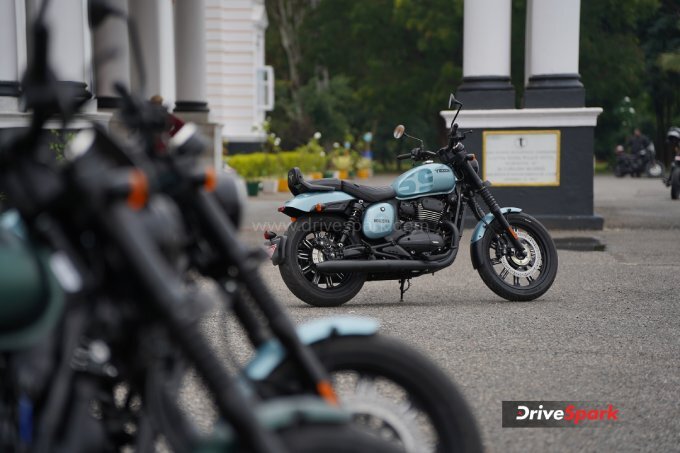 2025 Yezdi Roadster Review