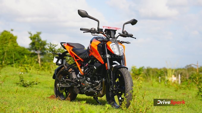 KTM 160 Duke Review