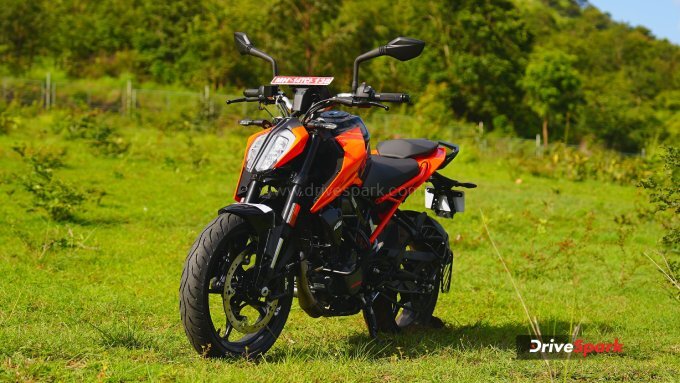 KTM 160 Duke Review