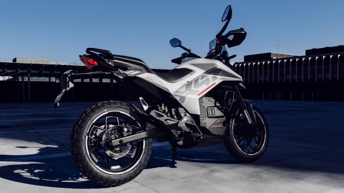 Ultraviolette X-47 Crossover