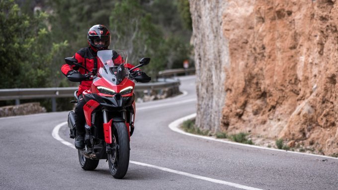 2025 Ducati Multistrada V2