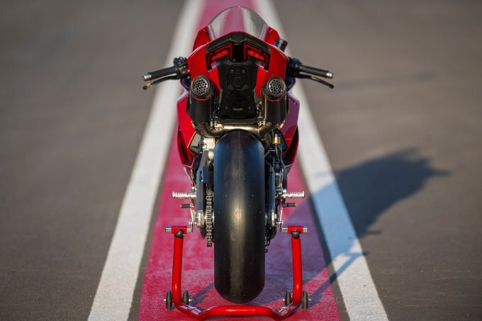 2025 Ducati Panigale V2