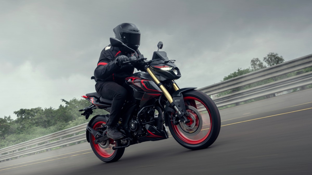 Bajaj Pulsar N160 SS