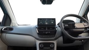 கத்துகிட்ட மொத்த வித்தையையும் இறக்க போகும் டாடா! மாருதியின் 2 கார்கள் மார்க்கெட்ல இருந்தே காணாம போக போகுது!