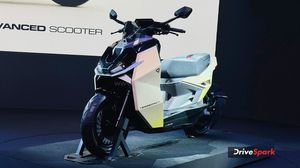 ஆவலுடன் எதிர்பார்க்கும் அல்ட்ராவயலெட் டெஸராக்ட் ஸ்கூட்டர் ஒருவழியாக சந்தைக்கு வருகிறது!!