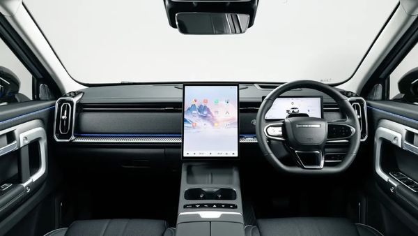 வெளிநாடுகளில் விற்பனையில் முன்னணியில் இருக்கும் ஹைபிரிட் கார்.. இந்தியாவிலும் வெளியாகப் போகுது!