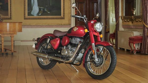 ஒரே மாதத்தில் 1 லட்சம் பைக்குகளை விற்ற சென்னை பைக் கம்பெனி! எந்த ஷோரூமை பார்த்தாலும் கூட்டம் அலை மோதுது!